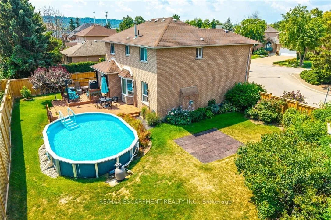 Photo 48 of 10 Shadowdale Drive, Hamilton, Stoney Creek — HOMEH