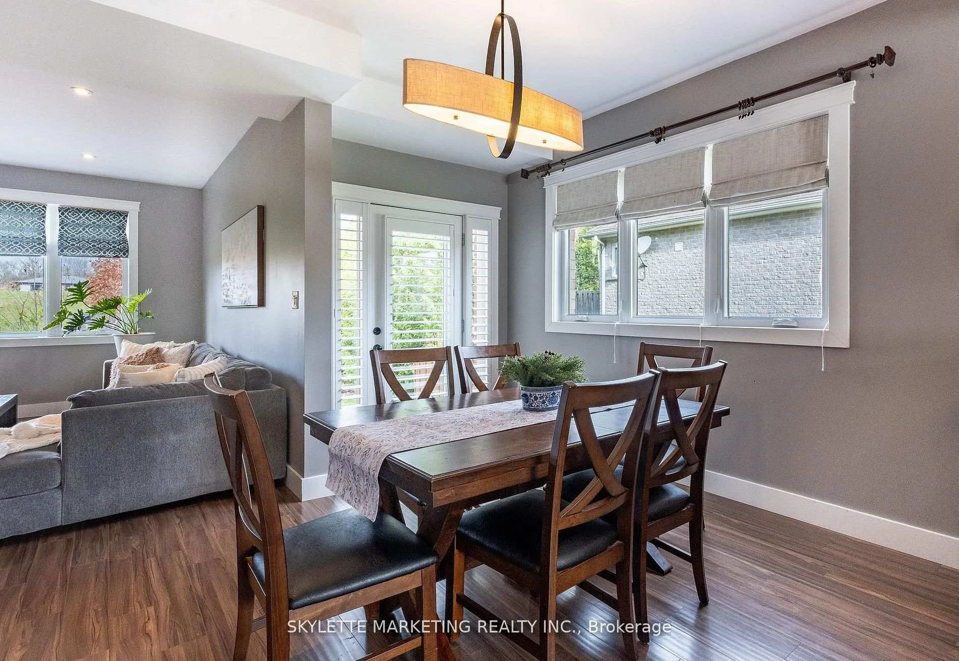 Photo 9 of 536 Juliana Drive, Strathroy-Caradoc, Mount Brydges — HOMEH
