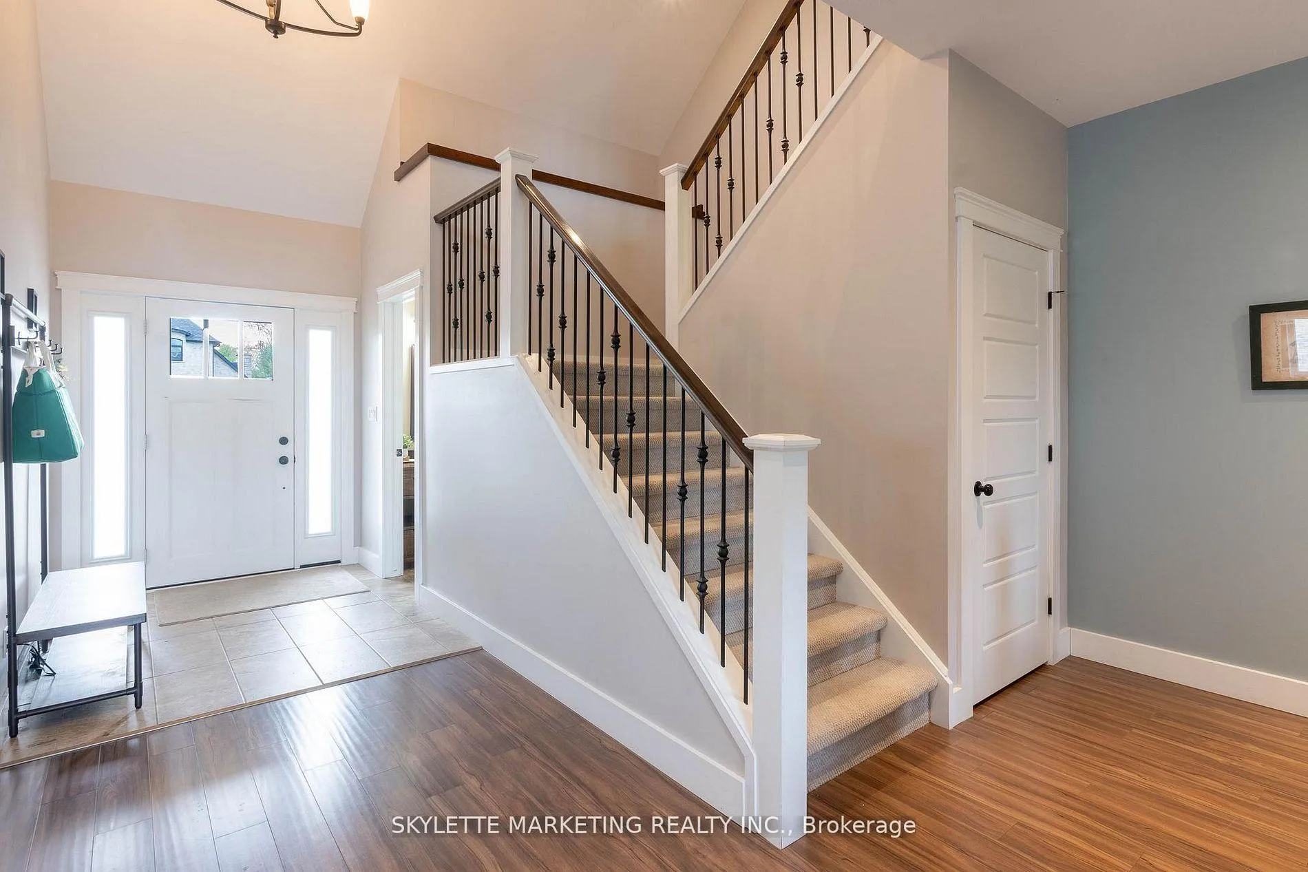 Photo 14 of 536 Juliana Drive, Strathroy-Caradoc, Mount Brydges — HOMEH