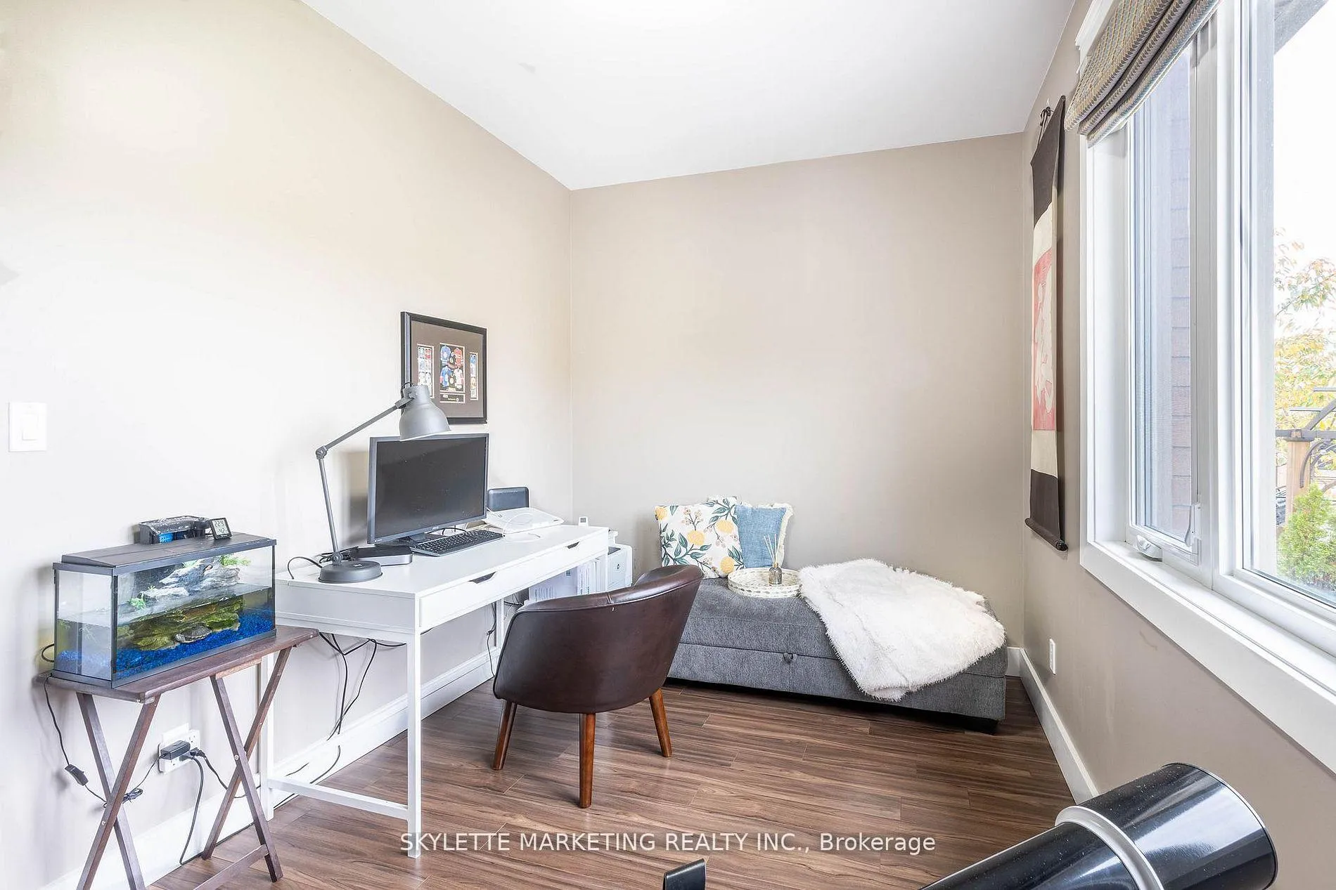 Photo 16 of 536 Juliana Drive, Strathroy-Caradoc, Mount Brydges — HOMEH