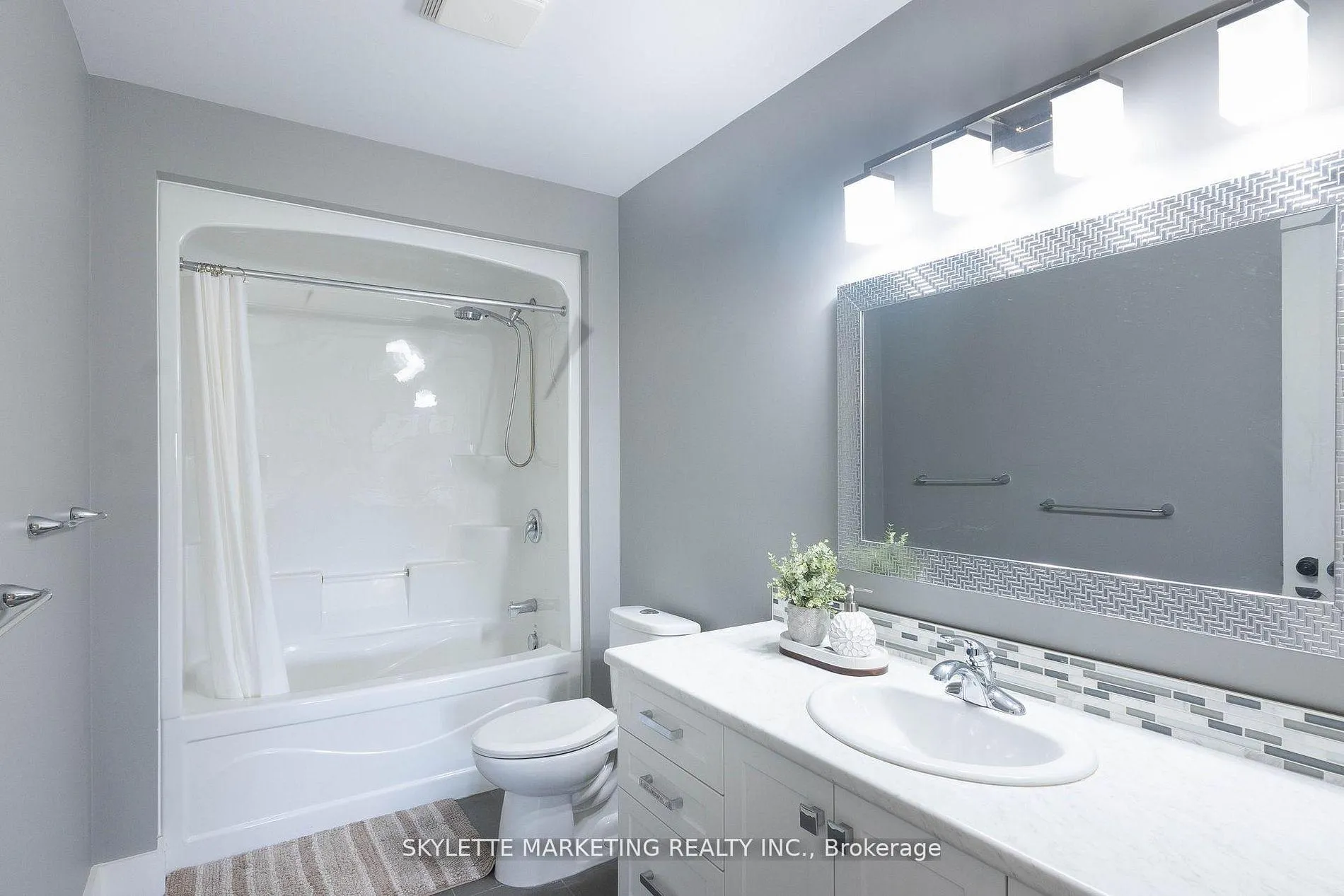 Photo 29 of 536 Juliana Drive, Strathroy-Caradoc, Mount Brydges — HOMEH