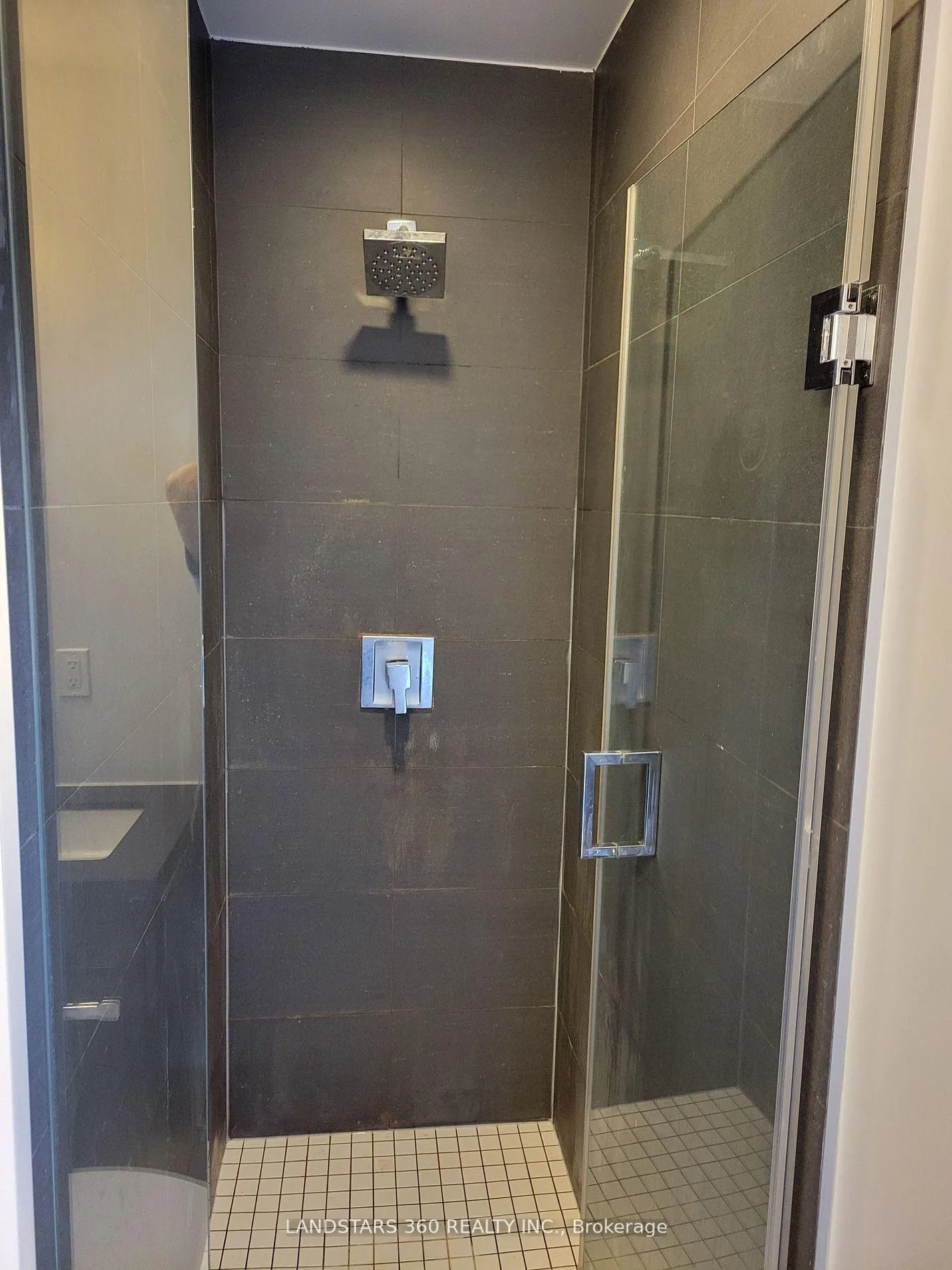Photo 10 of Unit 1001, 8 Eglinton Avenue E, Toronto, Yonge-Eglinton — HOMEH