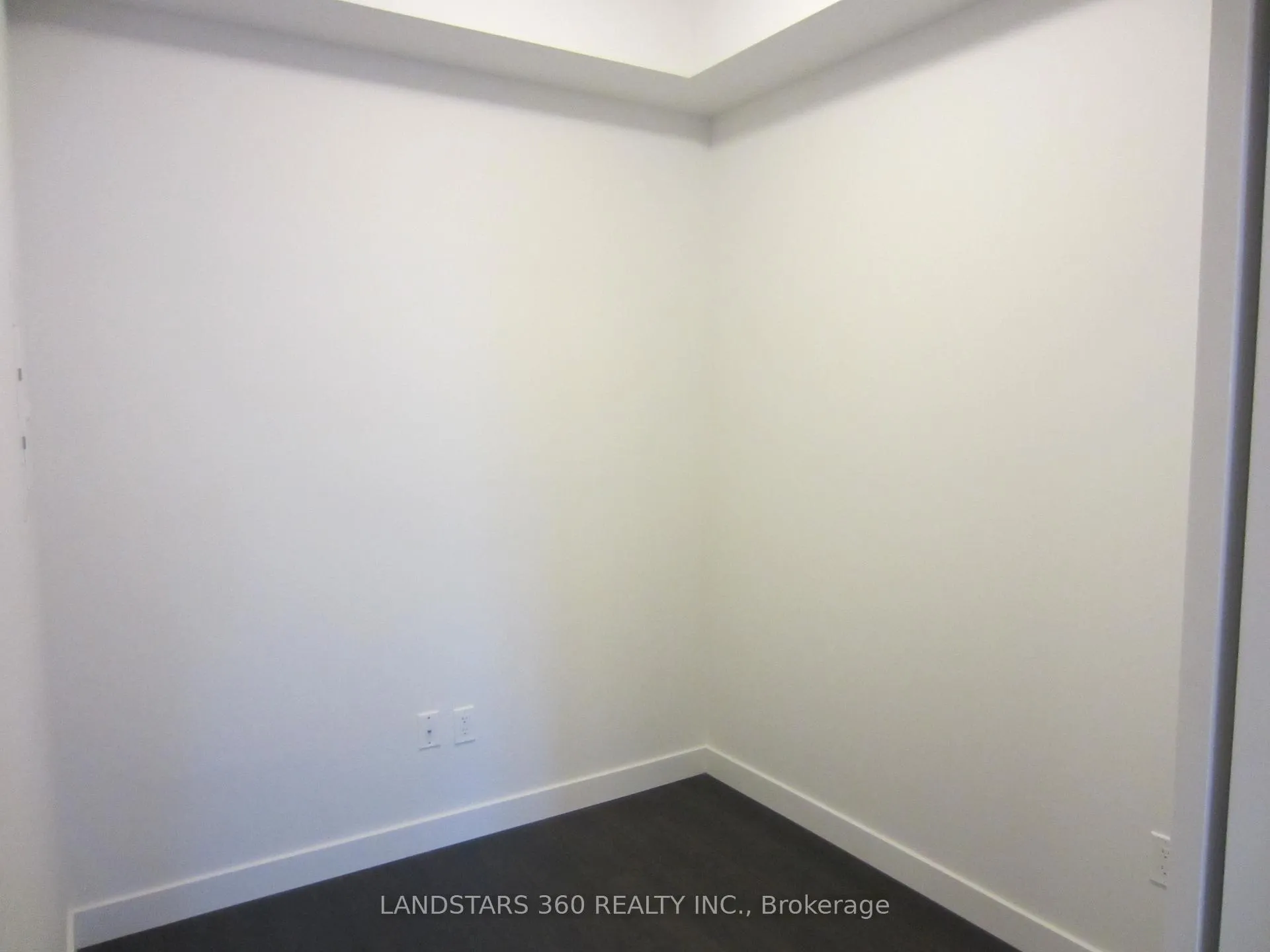 Photo 11 of Unit 1001, 8 Eglinton Avenue E, Toronto, Yonge-Eglinton — HOMEH
