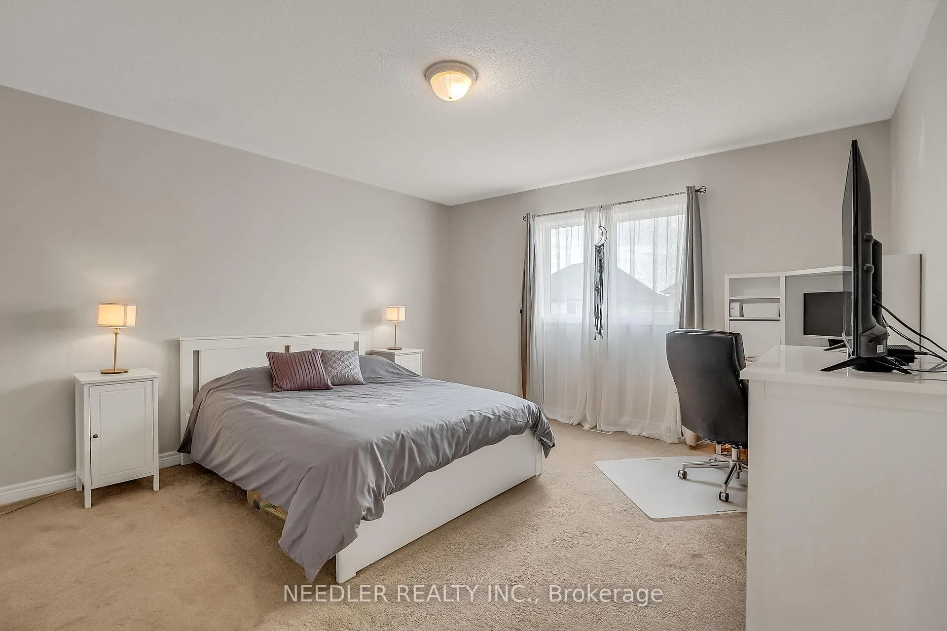 Photo 11 of 36 Wyndham Circle, Georgina, Sutton & Jackson's Point — HOMEH