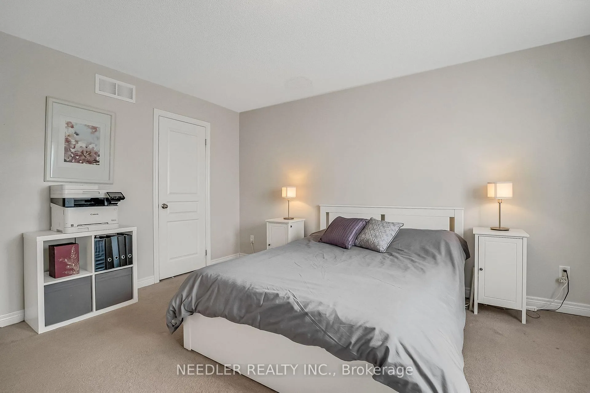 Photo 14 of 36 Wyndham Circle, Georgina, Sutton & Jackson's Point — HOMEH