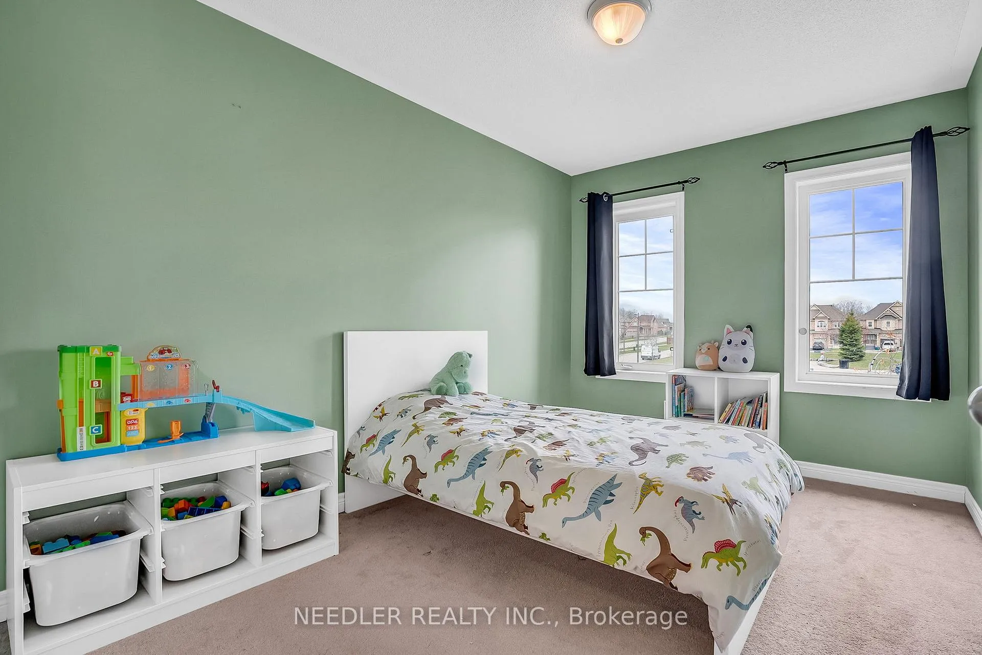 Photo 17 of 36 Wyndham Circle, Georgina, Sutton & Jackson's Point — HOMEH