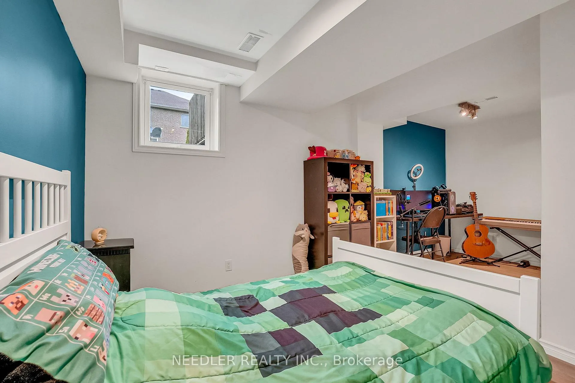 Photo 26 of 36 Wyndham Circle, Georgina, Sutton & Jackson's Point — HOMEH