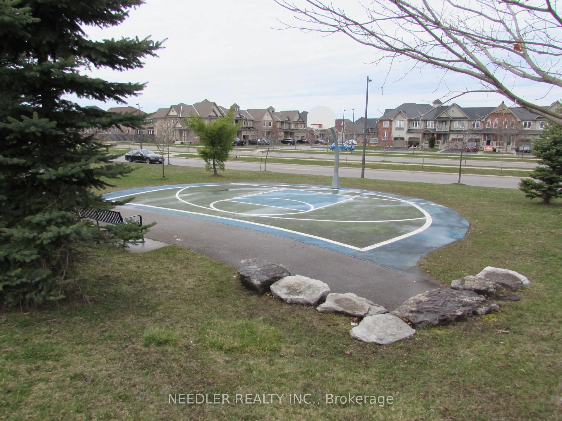 Photo 32 of 36 Wyndham Circle, Georgina, Sutton & Jackson's Point — HOMEH