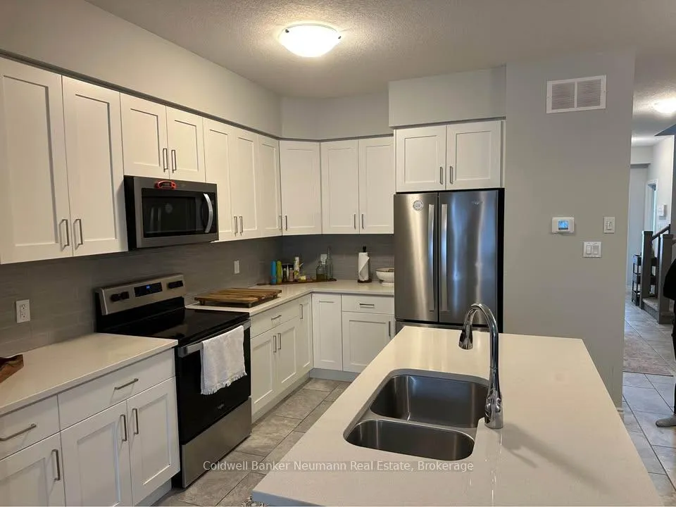 Photo 2 of Unit 5, 51 Hedley Lane, Centre Wellington, Elora/Salem — HOMEH