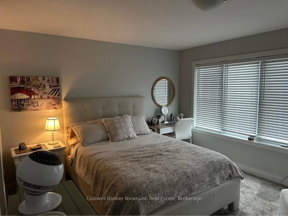 Photo 4 of Unit 5, 51 Hedley Lane, Centre Wellington, Elora/Salem — HOMEH
