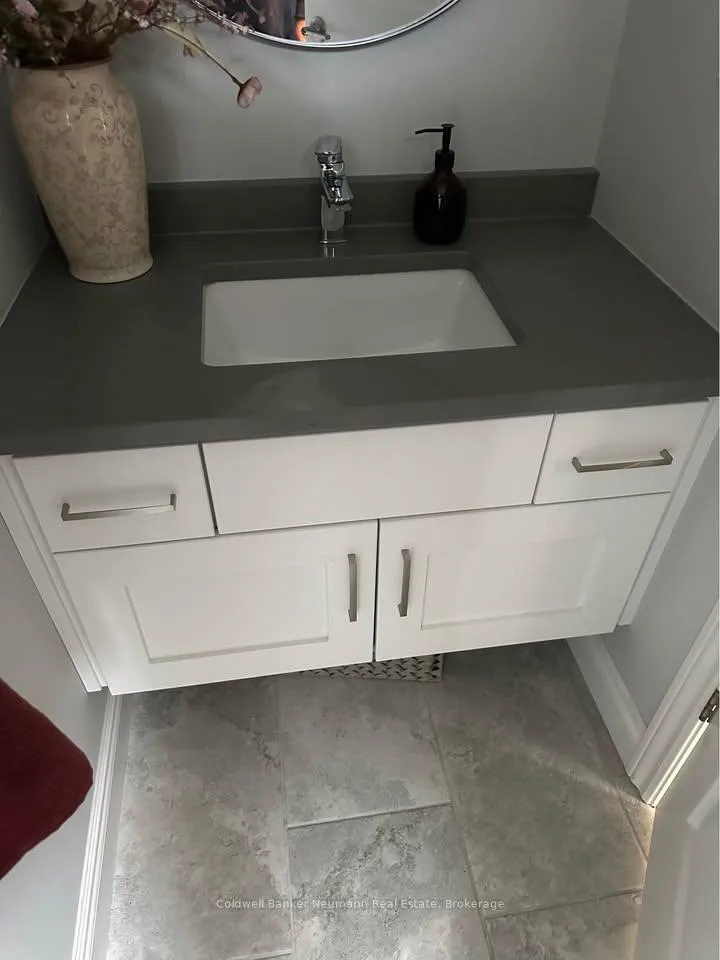 Photo 7 of Unit 5, 51 Hedley Lane, Centre Wellington, Elora/Salem — HOMEH