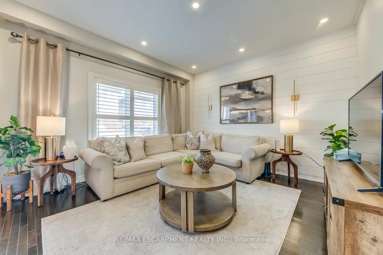 Photo 15 of 4643 Thomas Alton Boulevard, Burlington, Alton — HOMEH