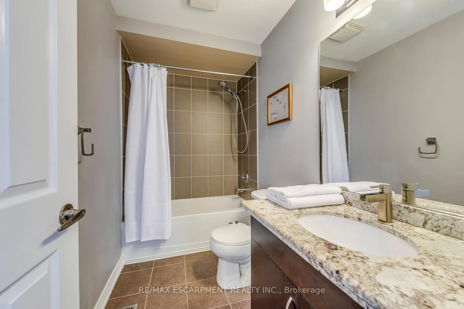 Photo 29 of 4643 Thomas Alton Boulevard, Burlington, Alton — HOMEH