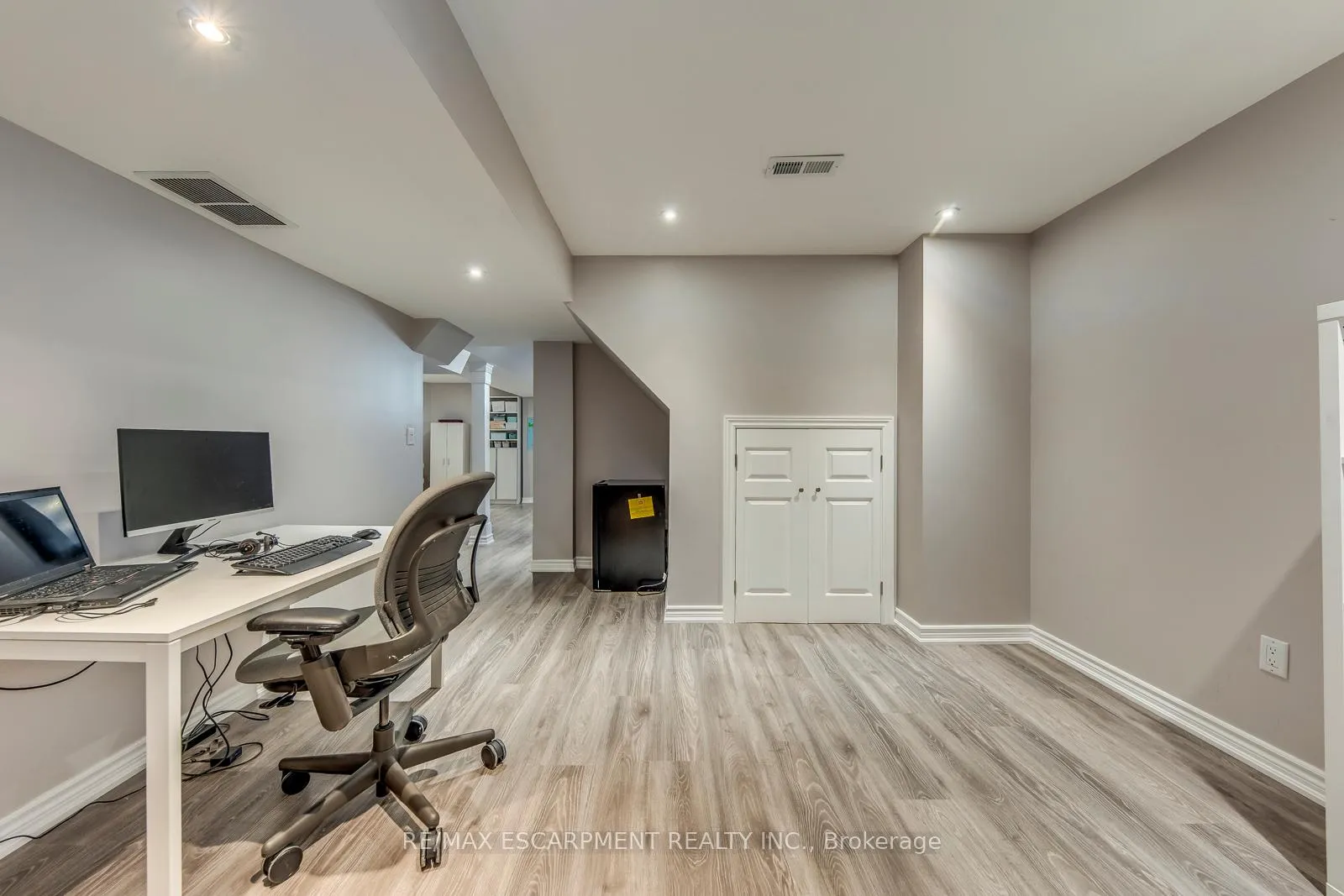 Photo 37 of 4643 Thomas Alton Boulevard, Burlington, Alton — HOMEH