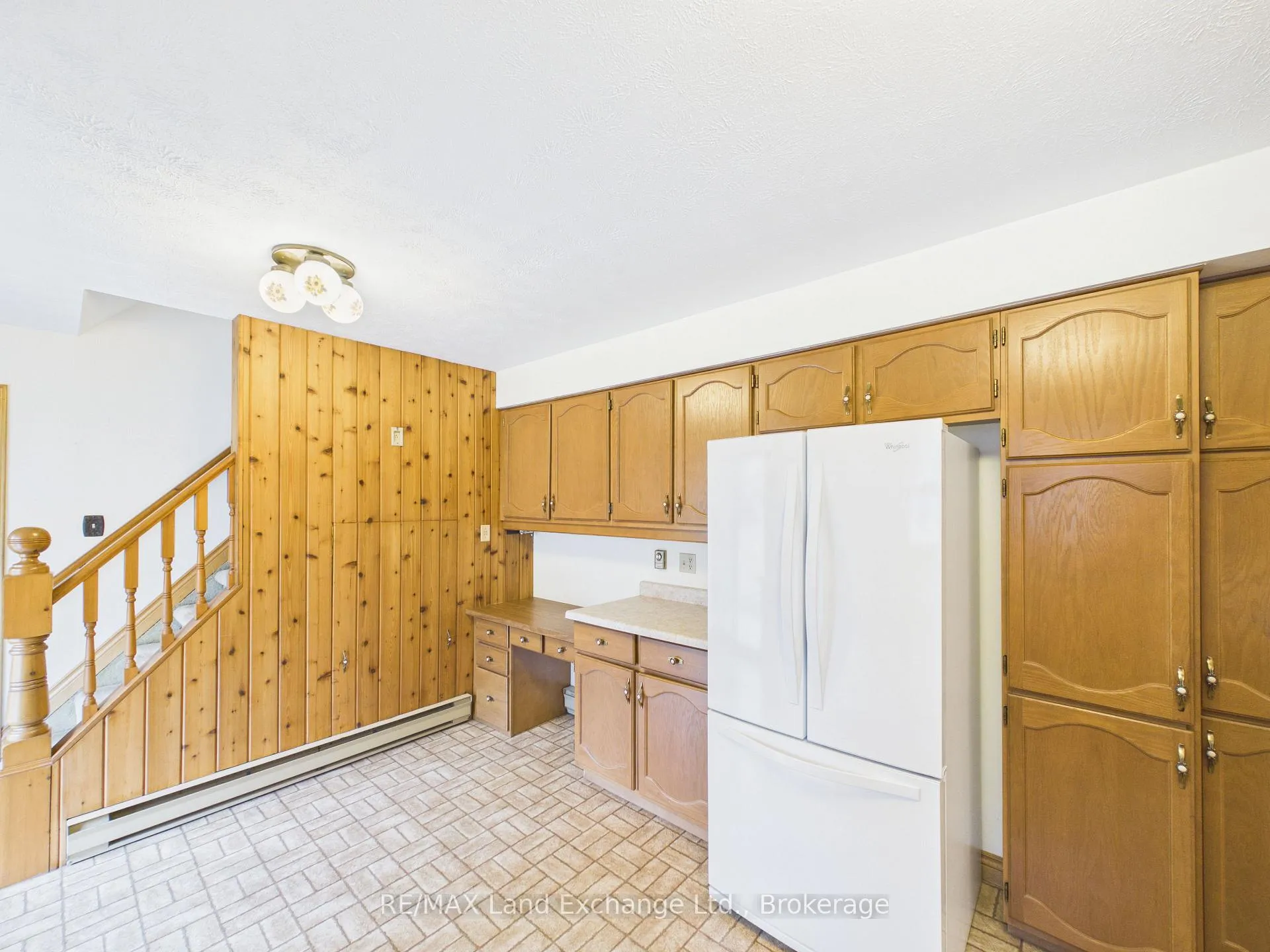 Photo 13 of 45 Goderich Street, Kincardine — HOMEH