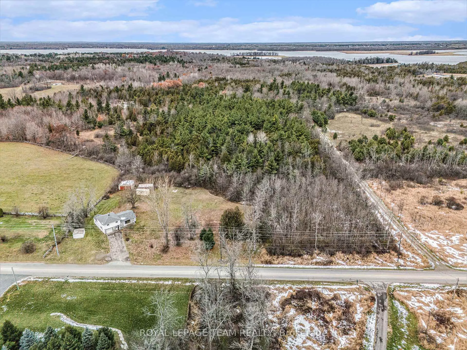 Photo 3 of 88 Bay Road, Rideau Lakes, Rideau Lakes (South Elmsley) Twp — HOMEH