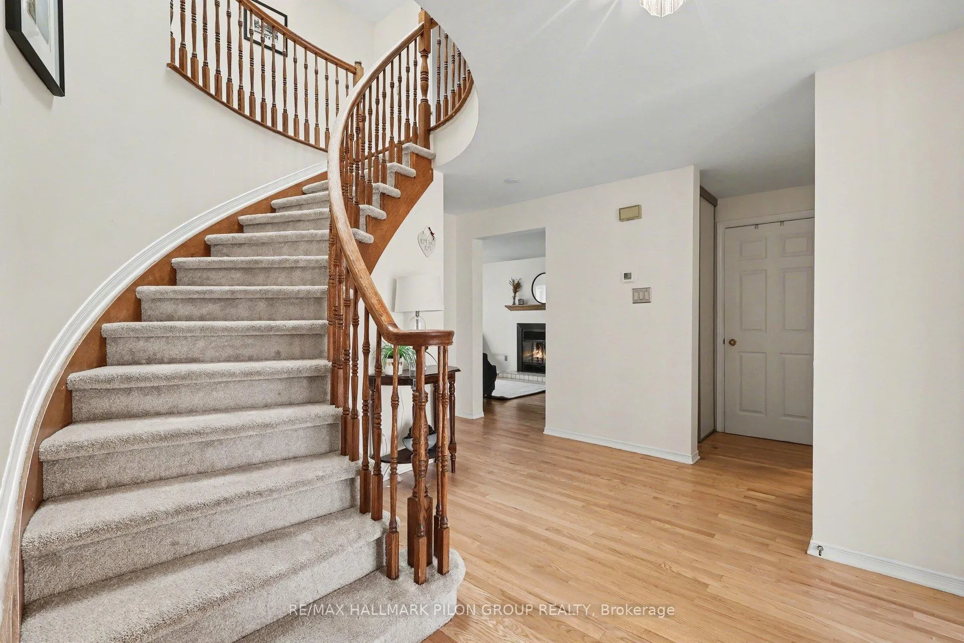 Photo 4 of 1709 Sansonnet Street, Ottawa, Chapel Hill — HOMEH