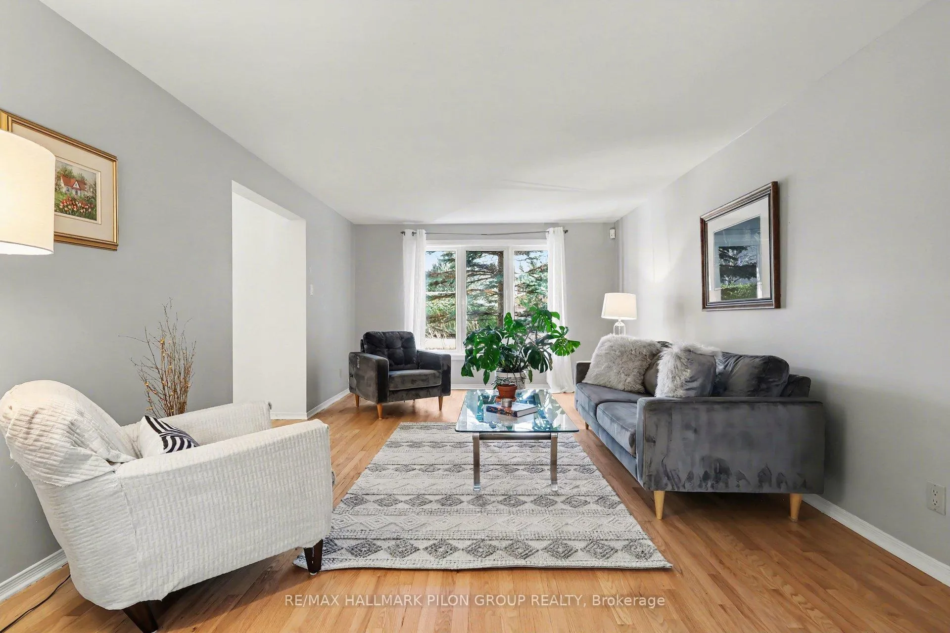 Photo 5 of 1709 Sansonnet Street, Ottawa, Chapel Hill — HOMEH