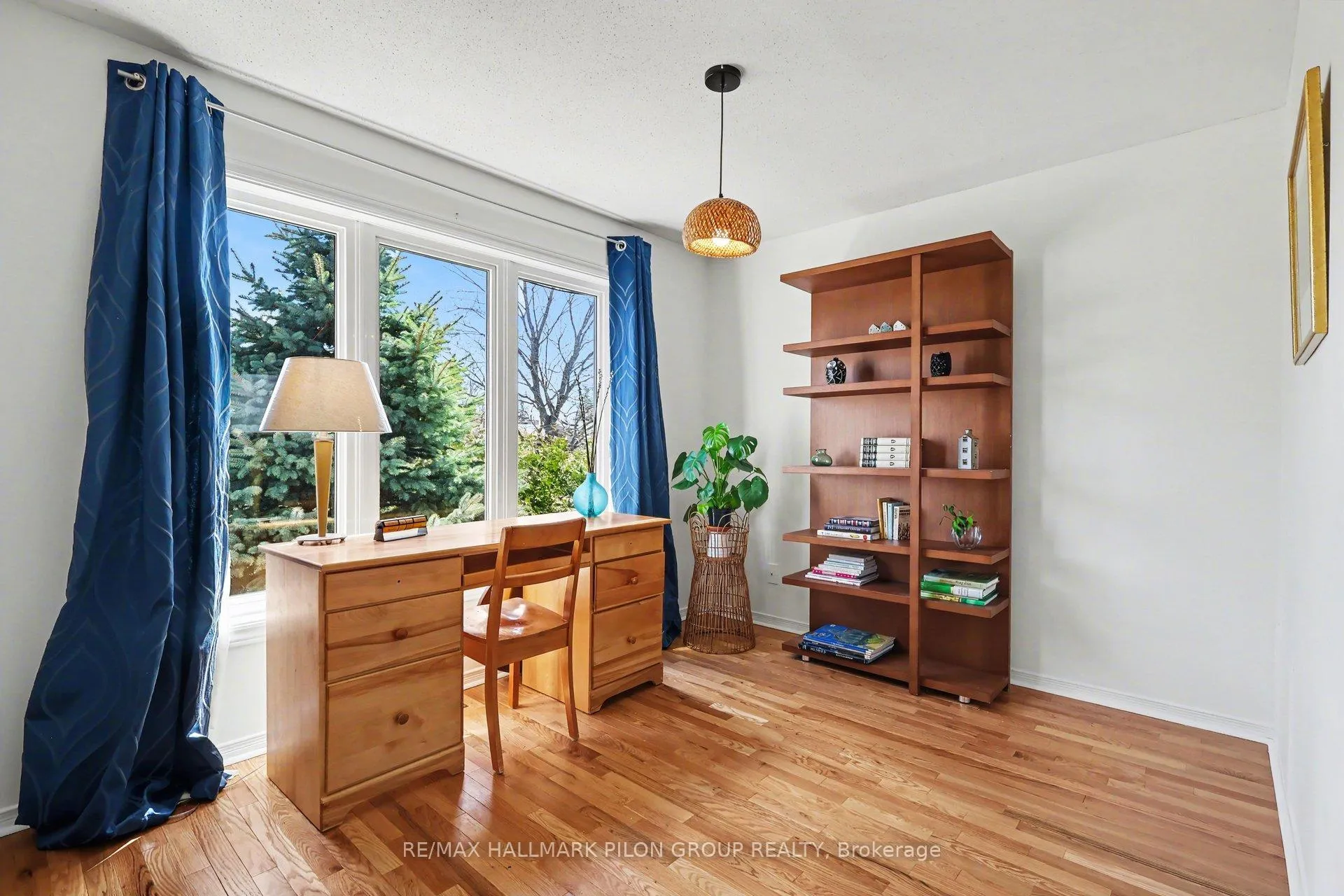 Photo 23 of 1709 Sansonnet Street, Ottawa, Chapel Hill — HOMEH