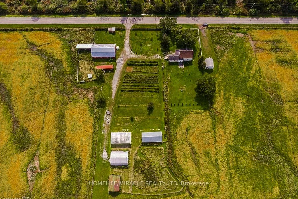Photo 2 of 970 carl Road, Welland, Cooks Mills — HOMEH