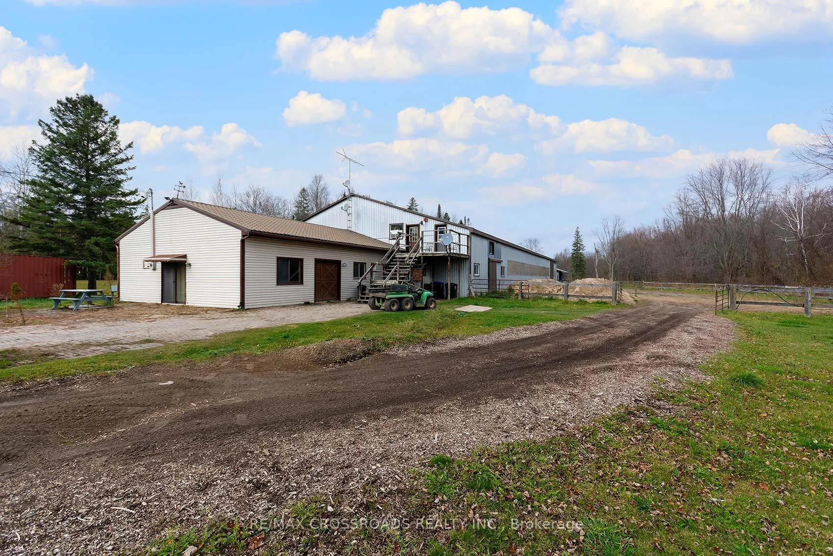 Photo 39 of 2726 9th Line, Innisfil, Rural Innisfil — HOMEH