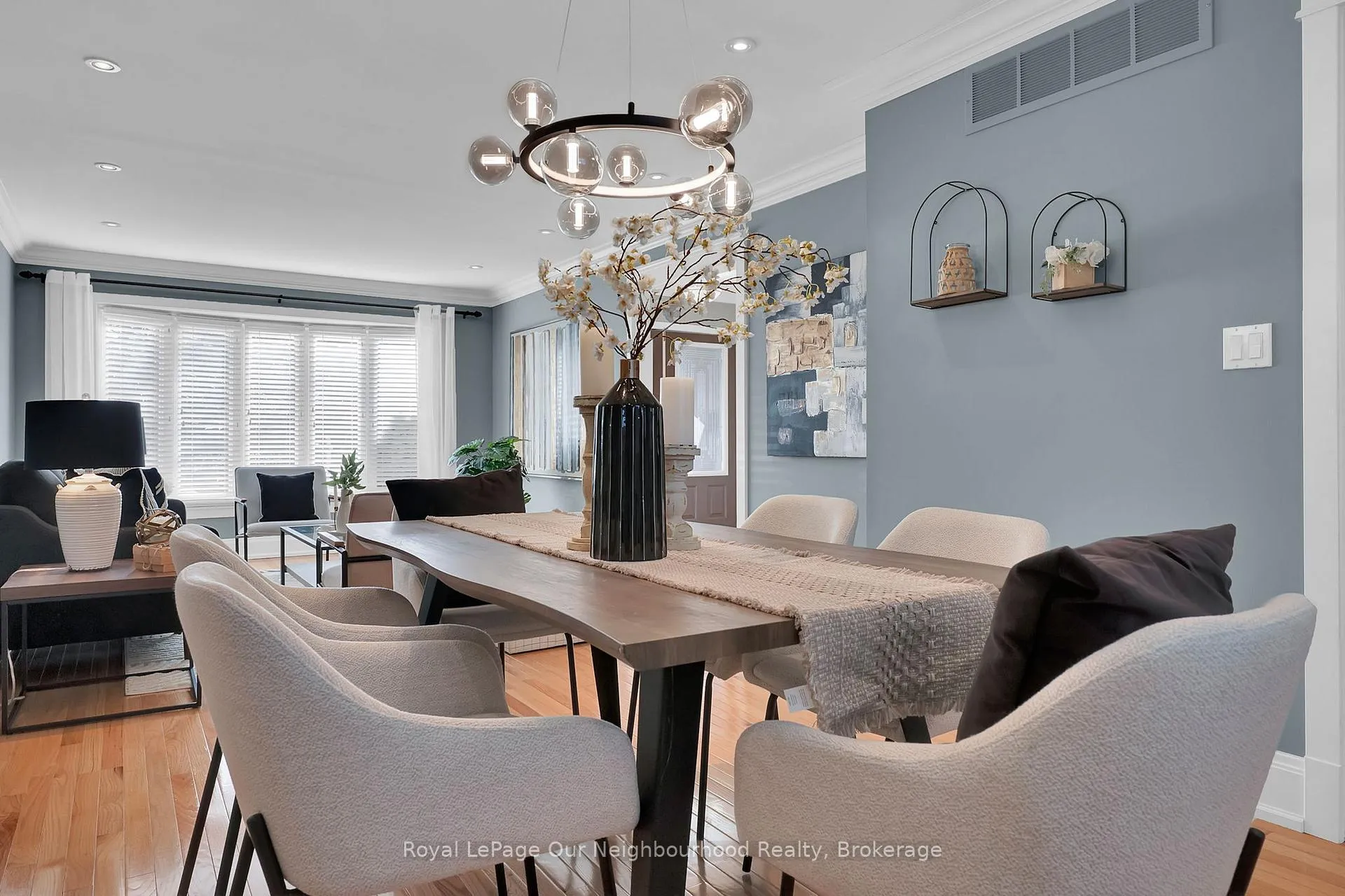 Photo 11 of 71 Rhonda Boulevard, Clarington, Bowmanville — HOMEH