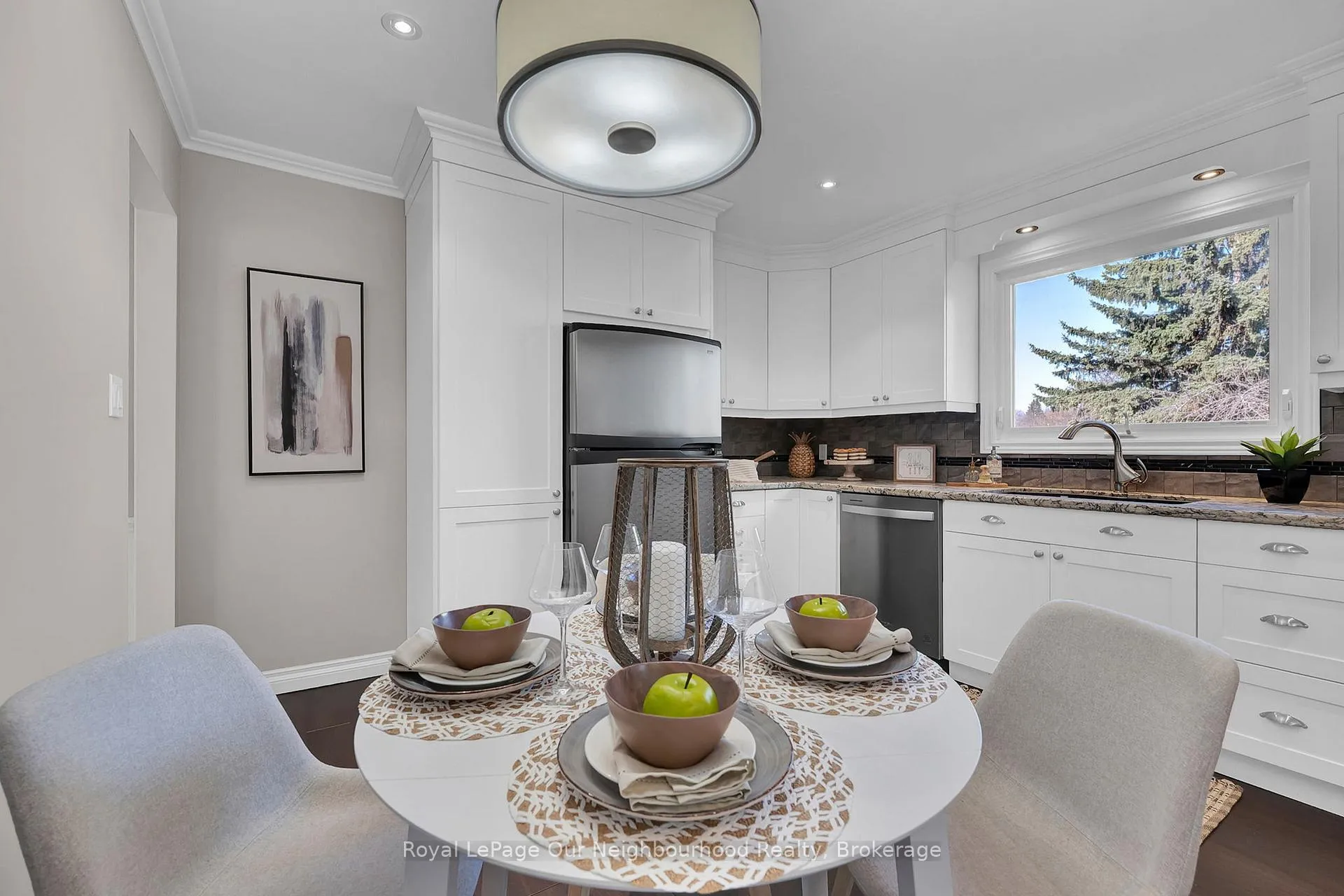 Photo 14 of 71 Rhonda Boulevard, Clarington, Bowmanville — HOMEH