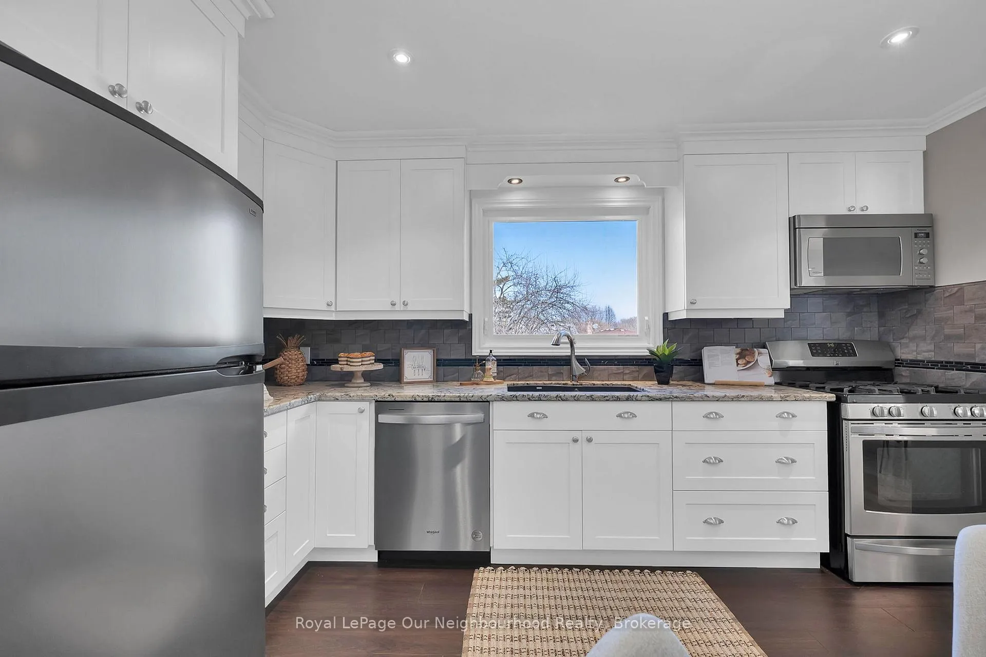 Photo 15 of 71 Rhonda Boulevard, Clarington, Bowmanville — HOMEH