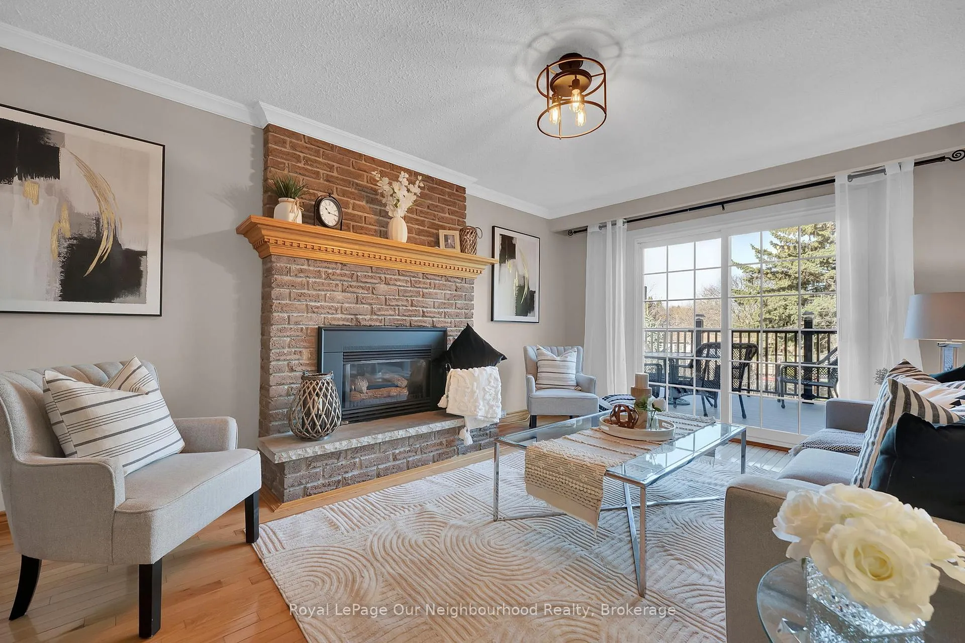 Photo 17 of 71 Rhonda Boulevard, Clarington, Bowmanville — HOMEH