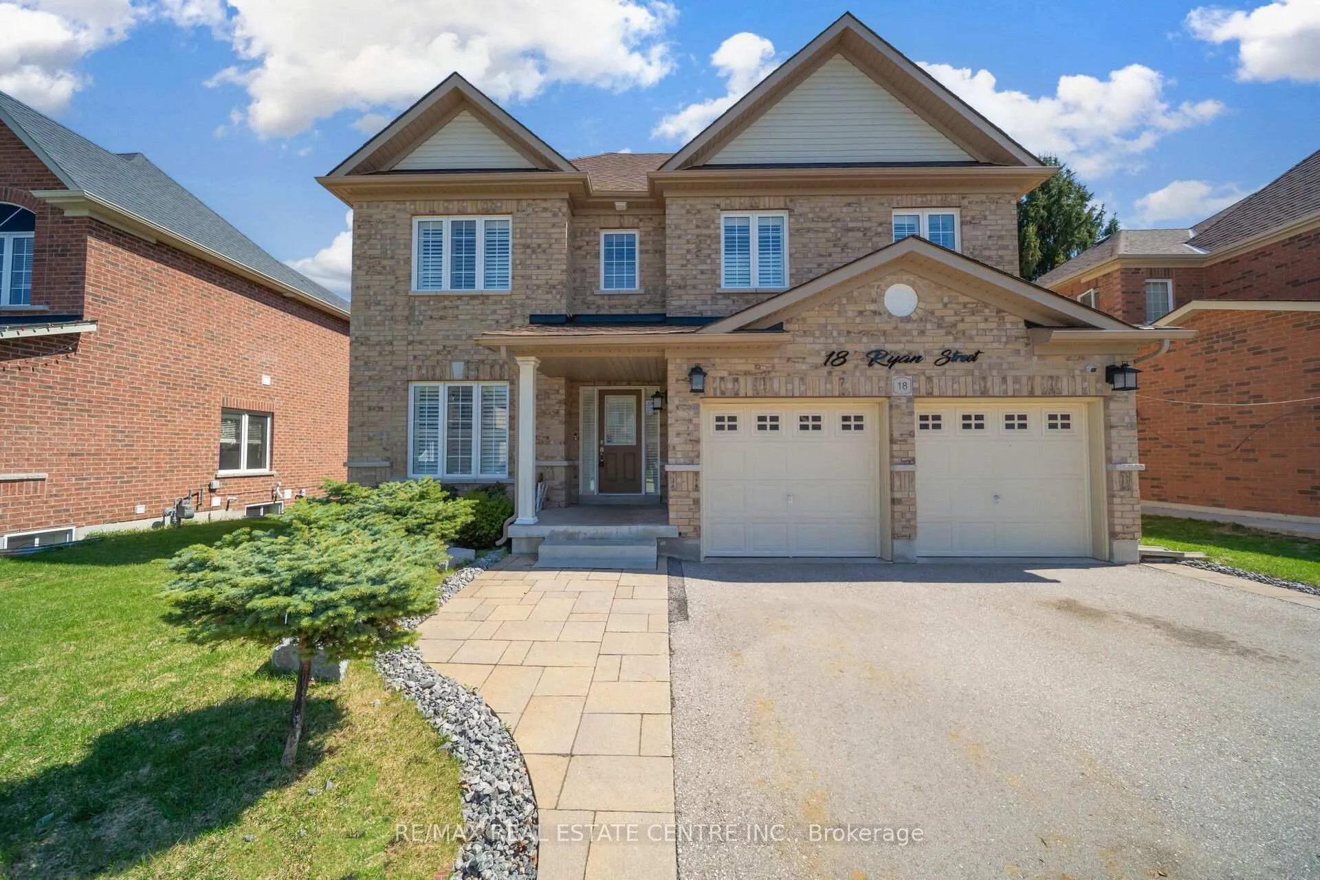 Photo 1 of 18 Ryan Street, Centre Wellington, Fergus — HOMEH