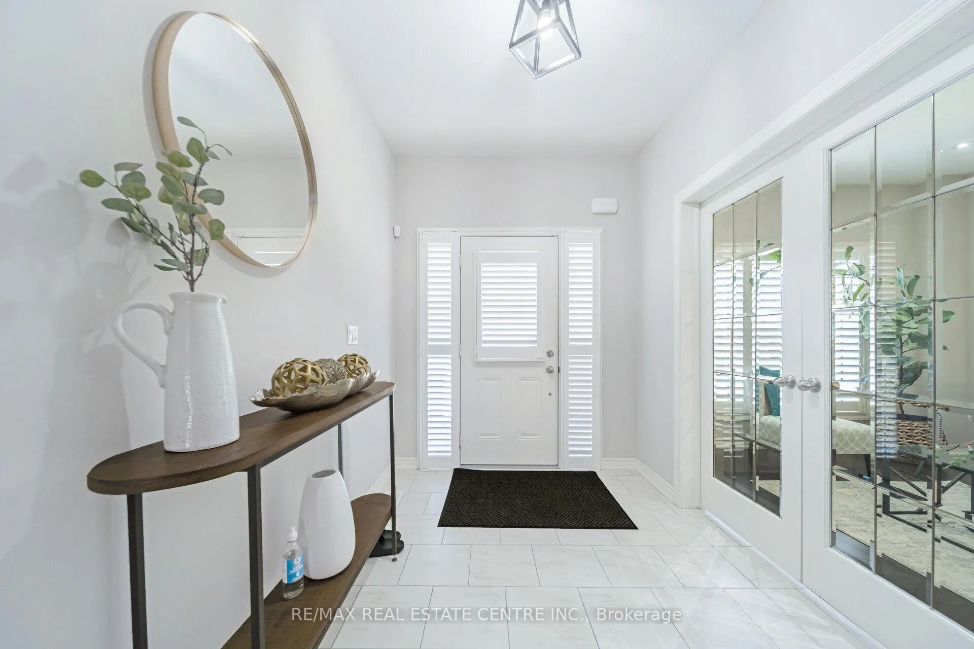Photo 4 of 18 Ryan Street, Centre Wellington, Fergus — HOMEH