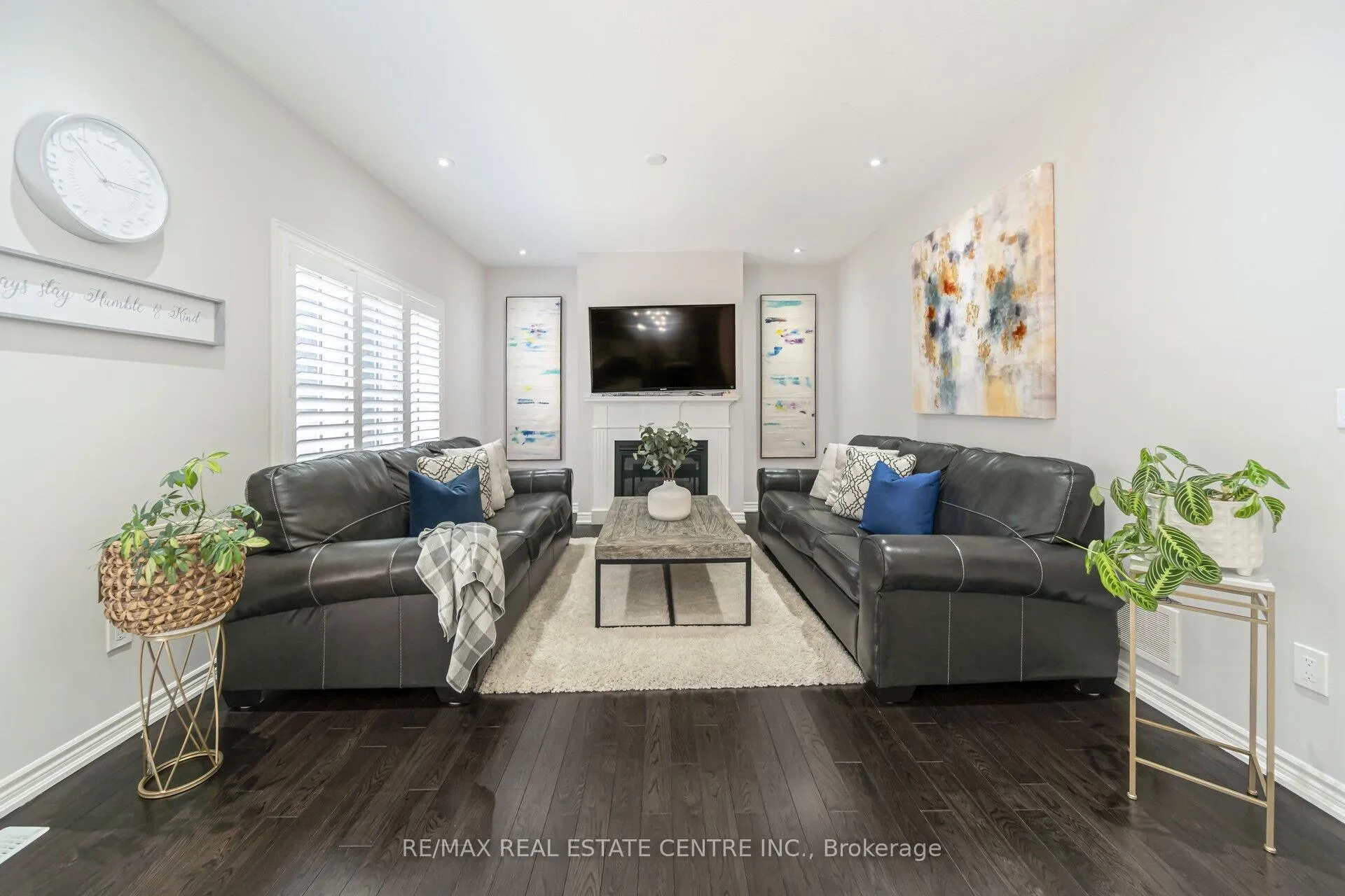 Photo 13 of 18 Ryan Street, Centre Wellington, Fergus — HOMEH