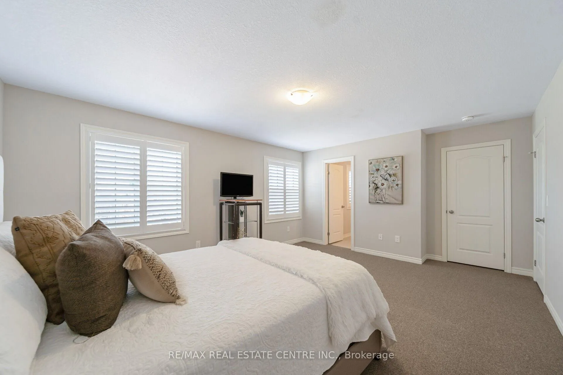 Photo 27 of 18 Ryan Street, Centre Wellington, Fergus — HOMEH