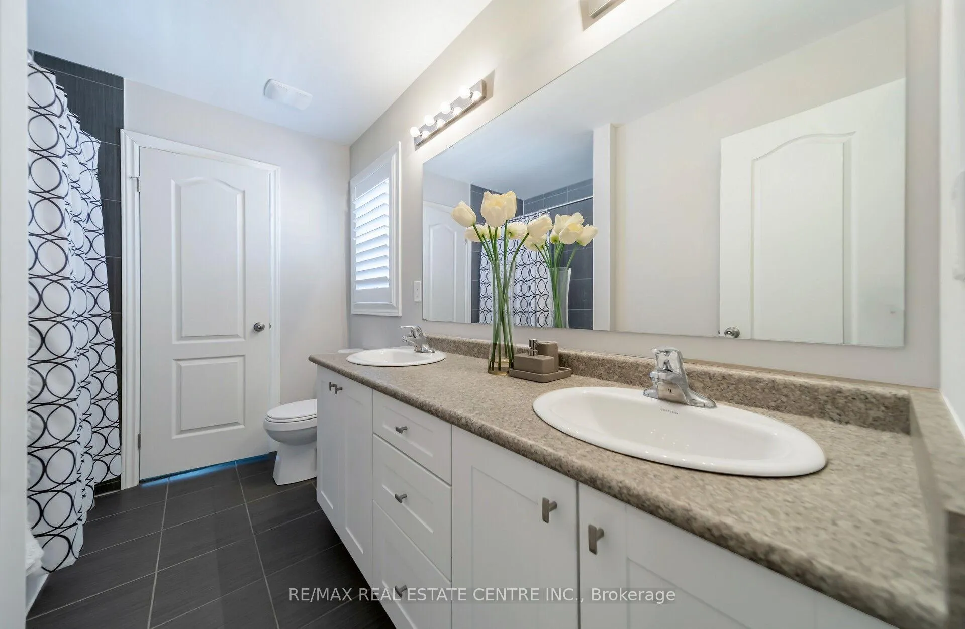 Photo 37 of 18 Ryan Street, Centre Wellington, Fergus — HOMEH
