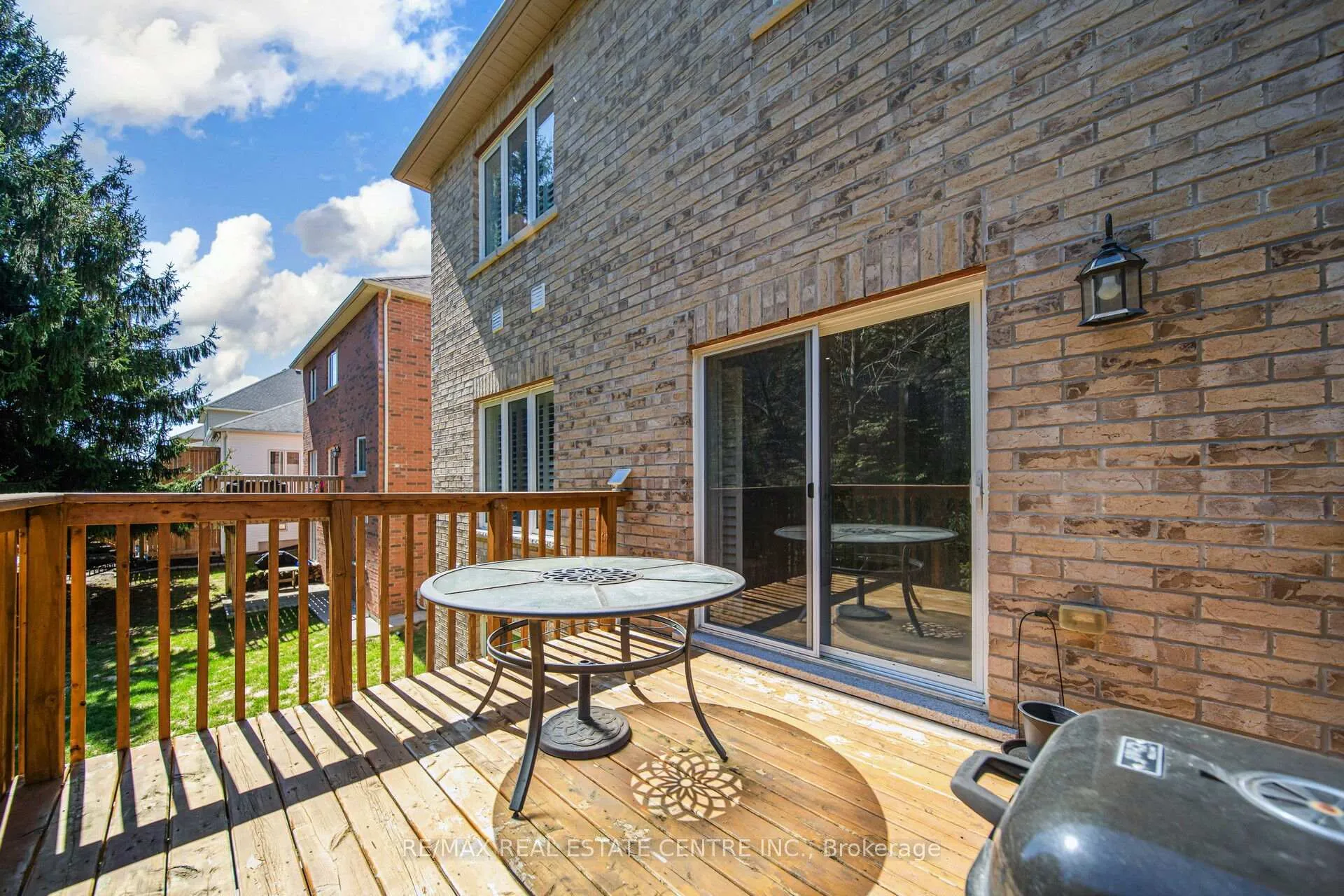 Photo 40 of 18 Ryan Street, Centre Wellington, Fergus — HOMEH
