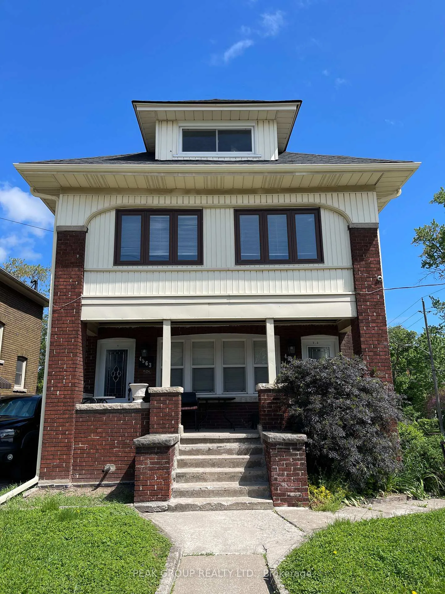 Front of 4961 - 4963 Armoury Street