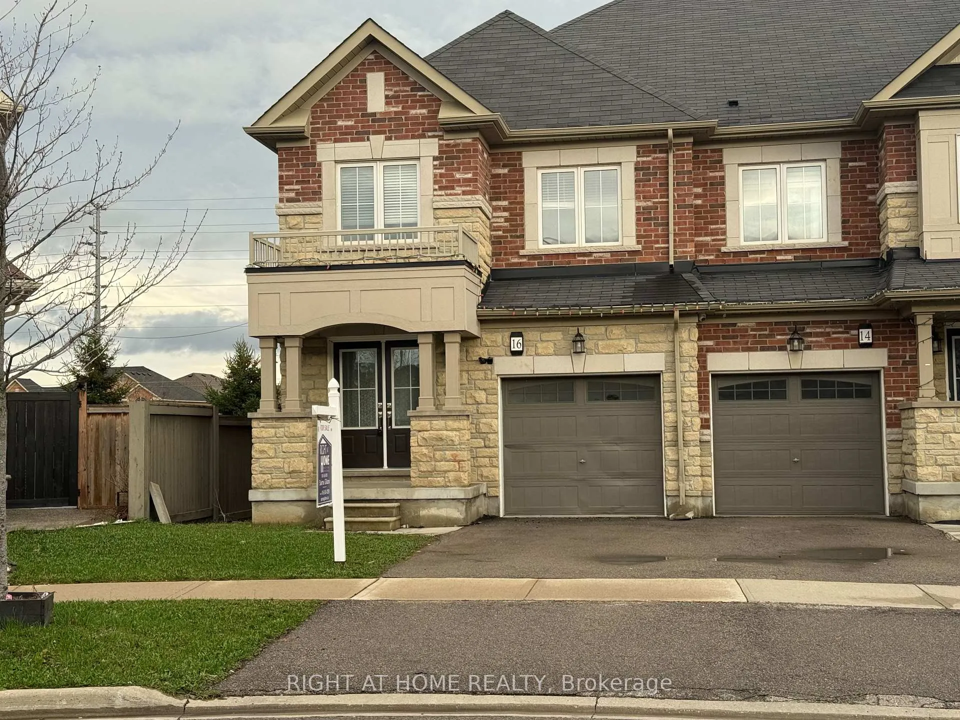 Photo 2 of 16 Edsel Road, Brampton, Northwest Brampton — HOMEH