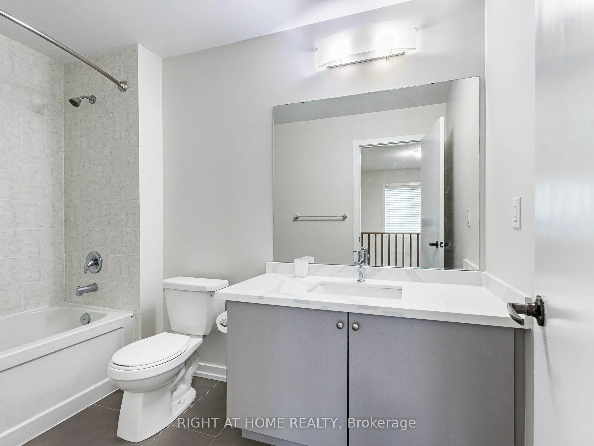Photo 21 of 16 Edsel Road, Brampton, Northwest Brampton — HOMEH