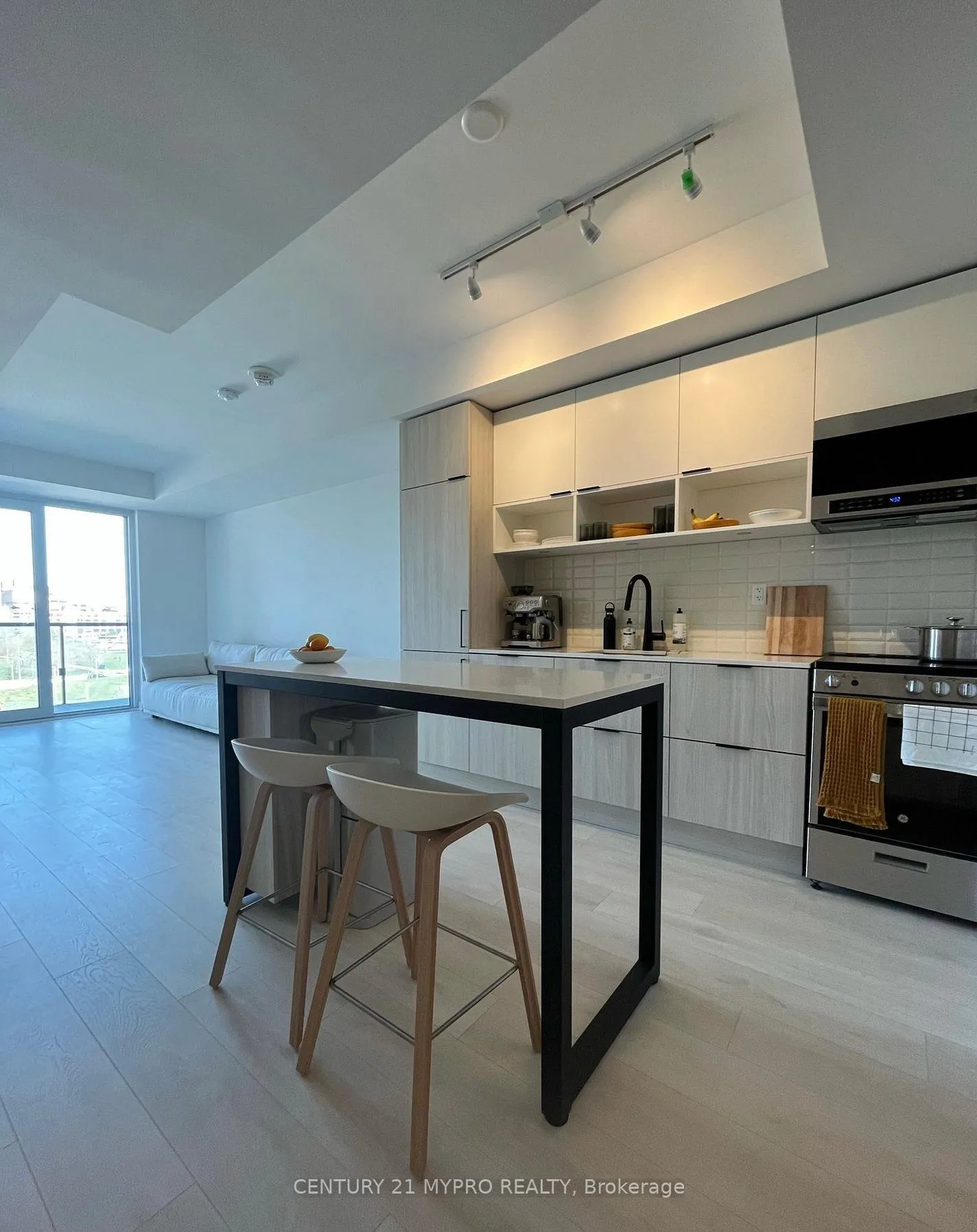 Photo 2 of Unit N529, 35 Rolling Mills Road, Toronto, Waterfront Communities — HOMEH
