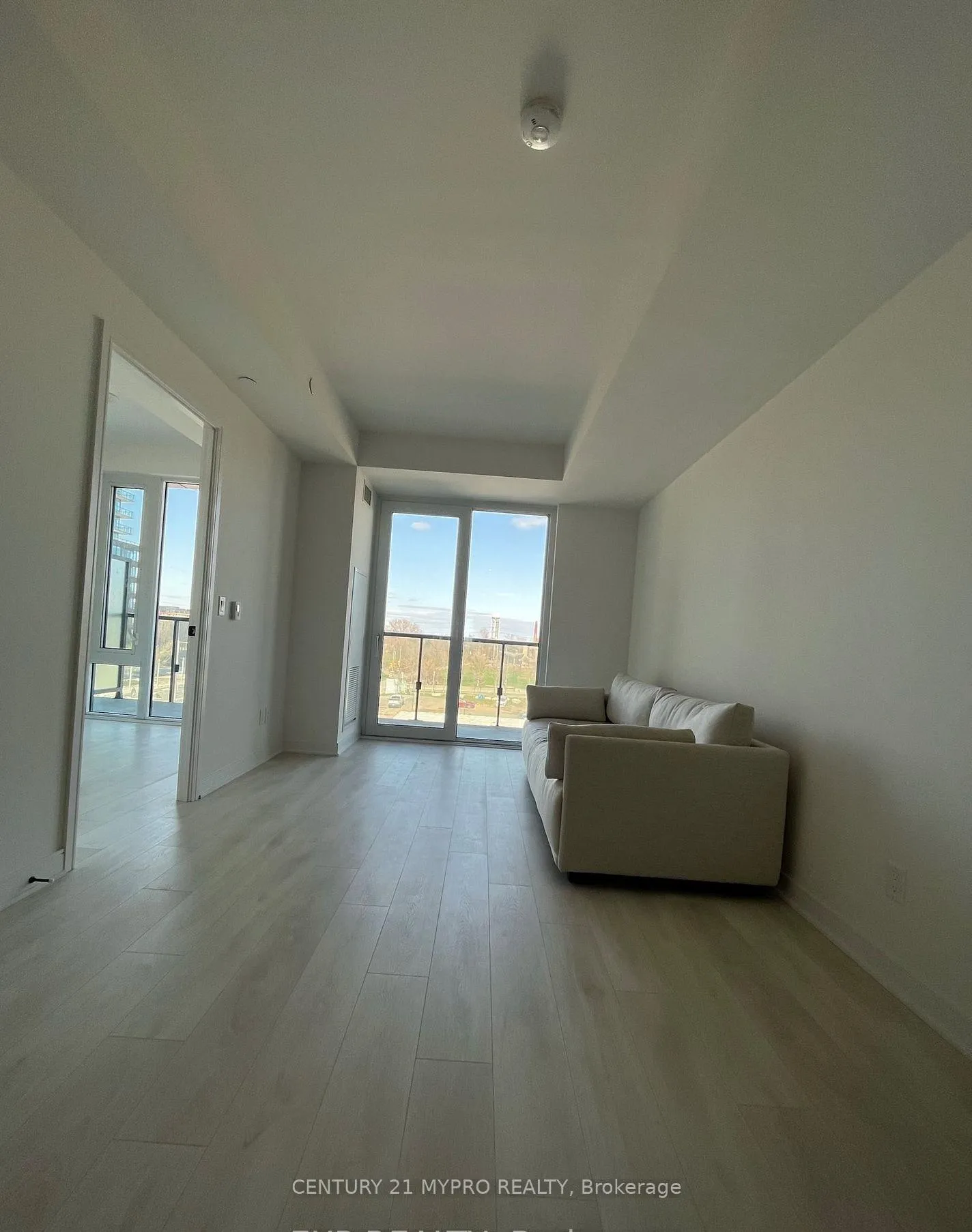 Photo 8 of Unit N529, 35 Rolling Mills Road, Toronto, Waterfront Communities — HOMEH