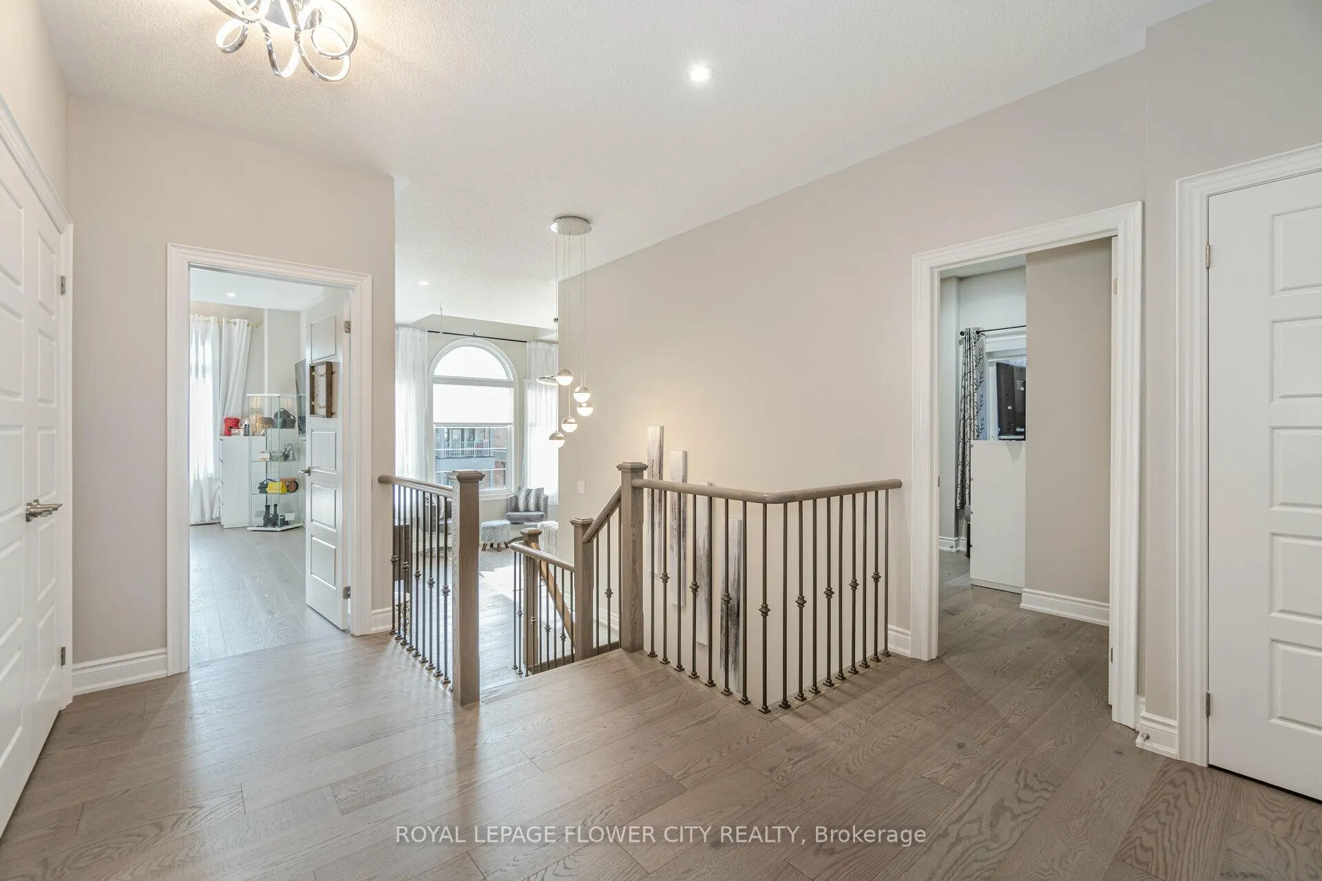 Photo 25 of 8 Ixworth Circle, Brampton, Bram West — HOMEH
