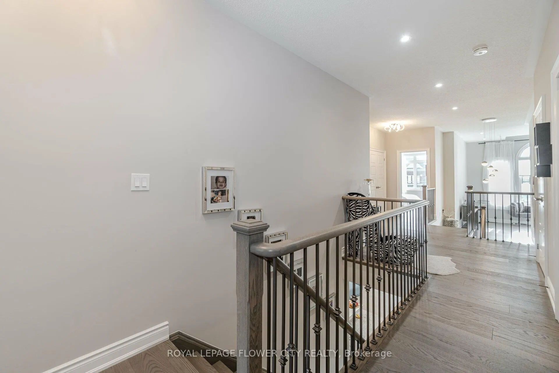 Photo 27 of 8 Ixworth Circle, Brampton, Bram West — HOMEH