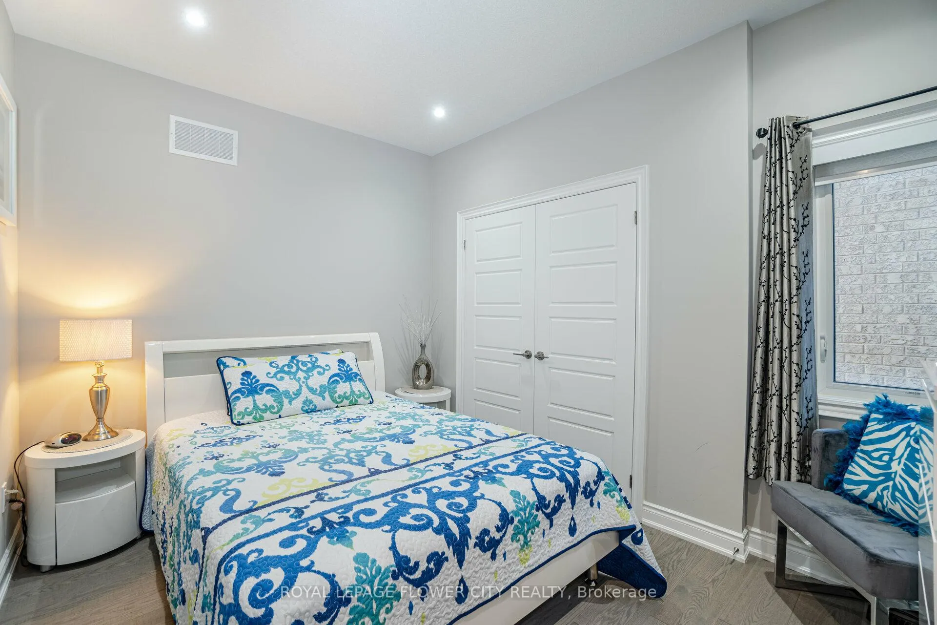 Photo 39 of 8 Ixworth Circle, Brampton, Bram West — HOMEH