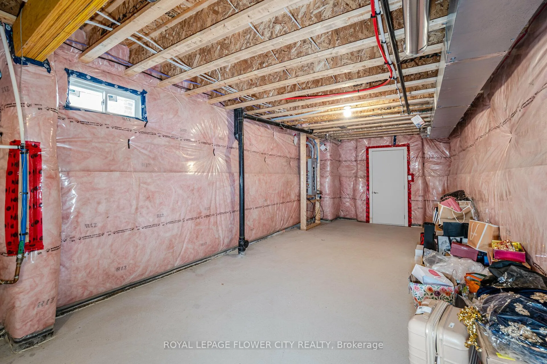 Photo 48 of 8 Ixworth Circle, Brampton, Bram West — HOMEH