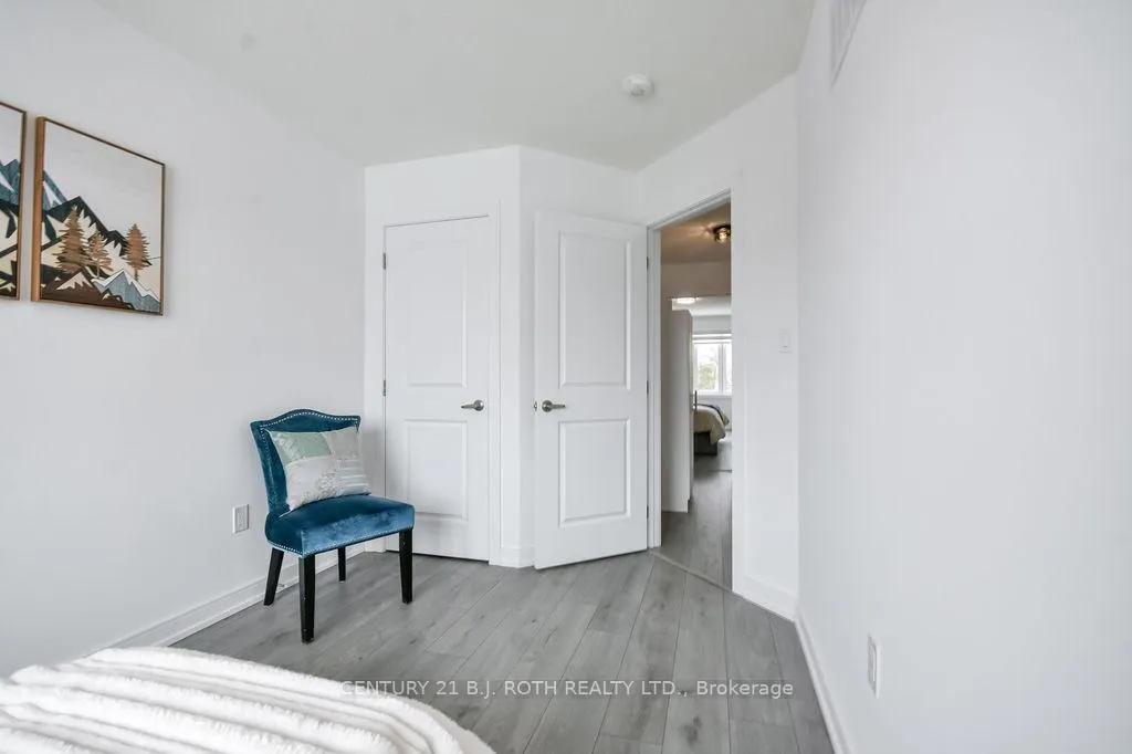 Photo 30 of 104 Blue Forest Crescent, Barrie, Innis-Shore — HOMEH
