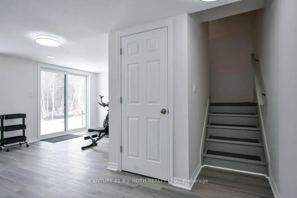 Photo 40 of 104 Blue Forest Crescent, Barrie, Innis-Shore — HOMEH