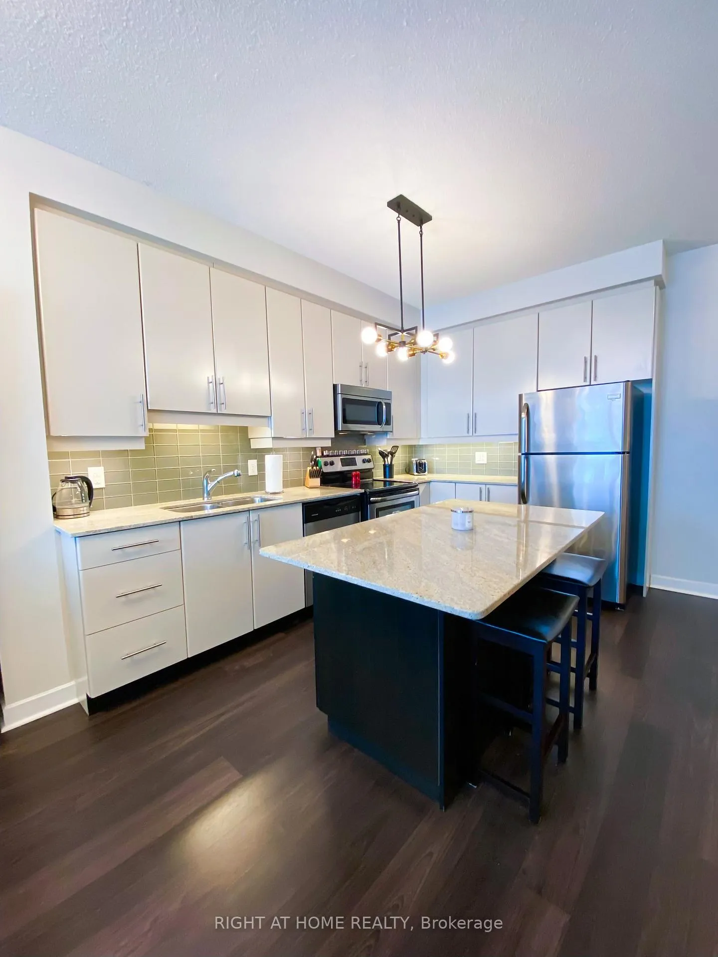 Photo 5 of Unit 3213, 33 Bay Street, Toronto, Waterfront Communities — HOMEH