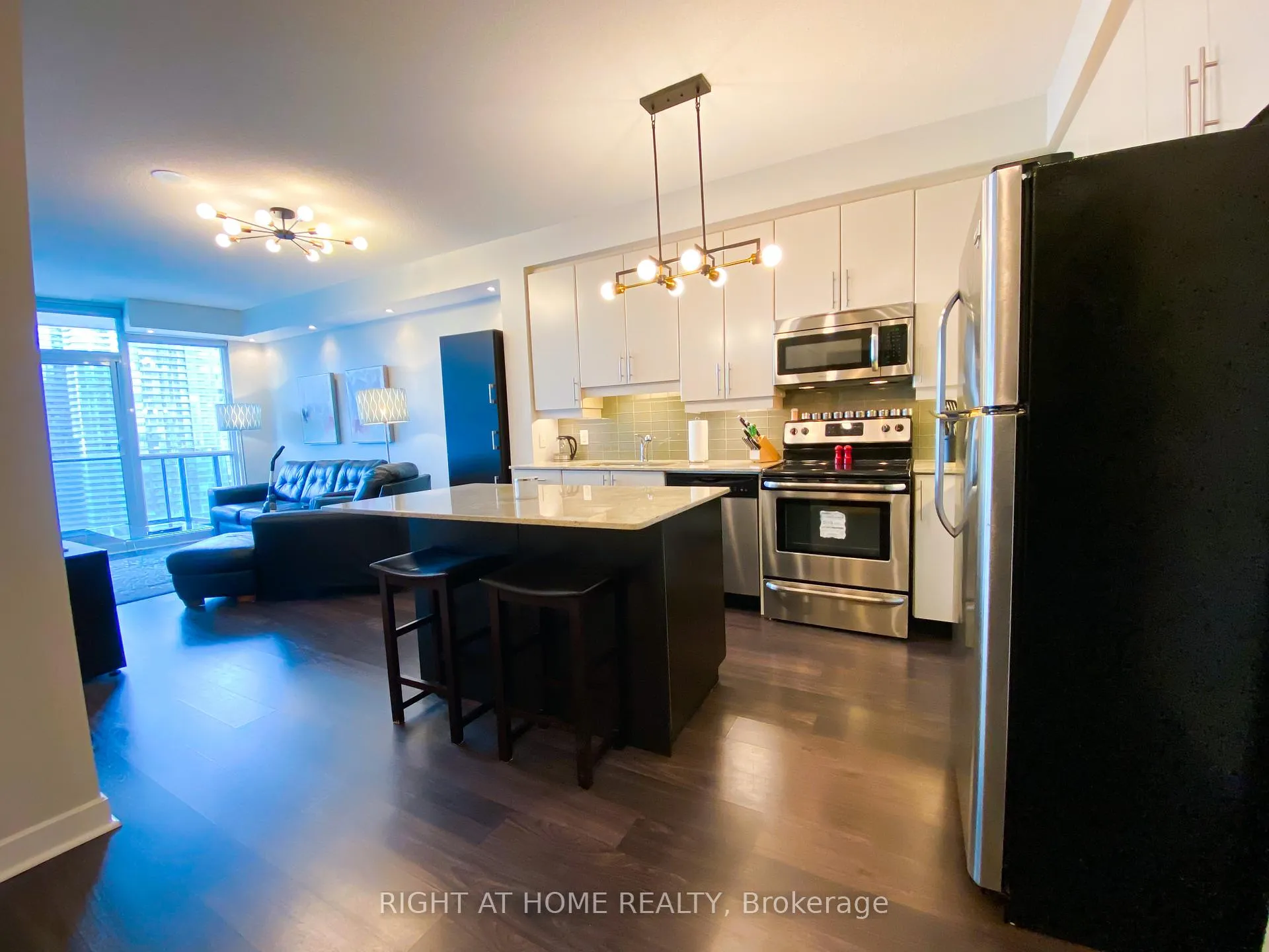 Photo 6 of Unit 3213, 33 Bay Street, Toronto, Waterfront Communities — HOMEH