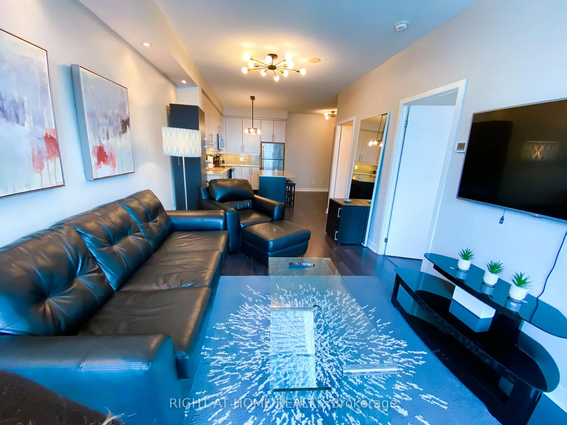 Photo 11 of Unit 3213, 33 Bay Street, Toronto, Waterfront Communities — HOMEH