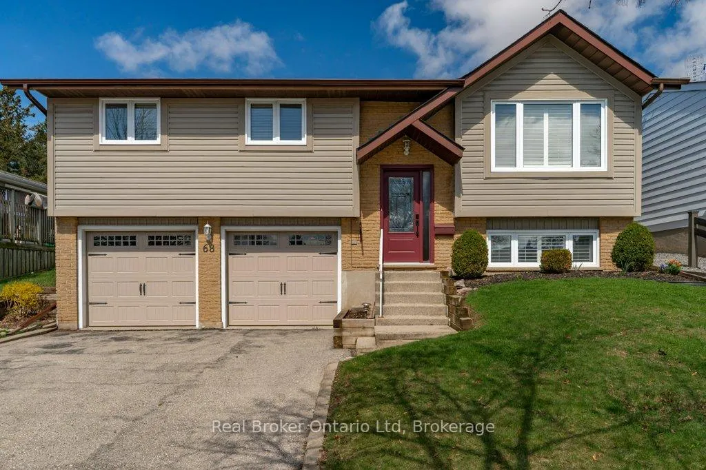 Photo 2 of 68 Settlers Drive, Kitchener — HOMEH